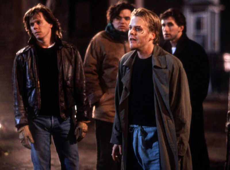 FLATLINERS 1990 vs. FLATLINERS 2017 AnocheCine